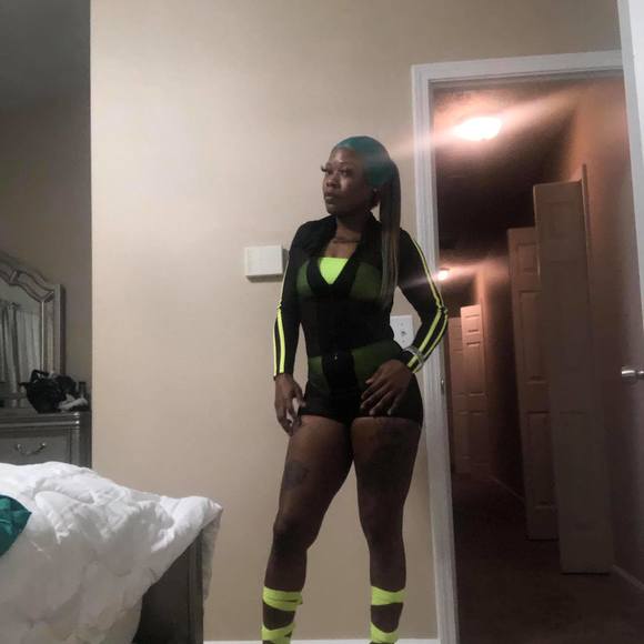 Meet your Posher, Kennetha - Picture 1 of 1